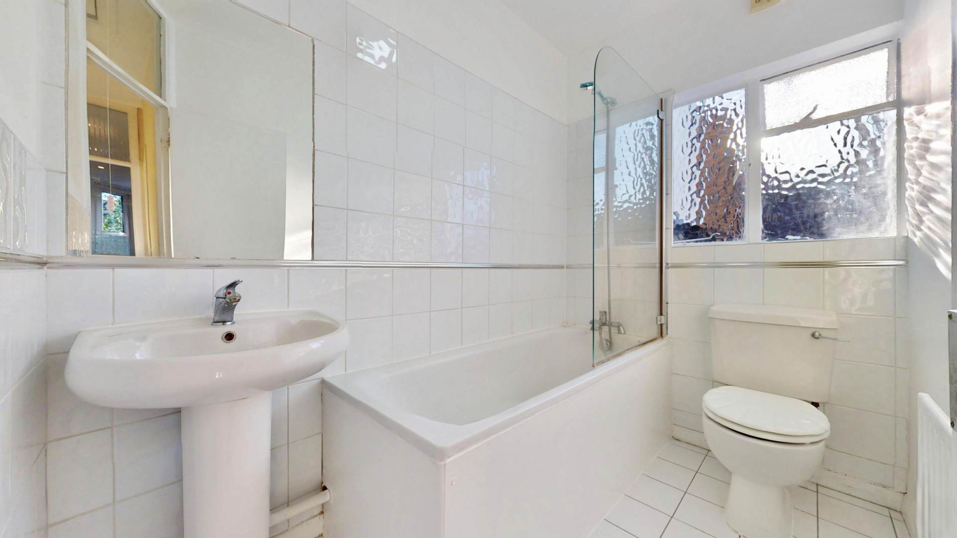 Flat Cranley Gardens in Greater London