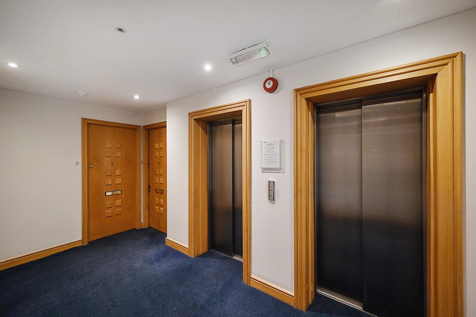 Flat Manbre Road in London
