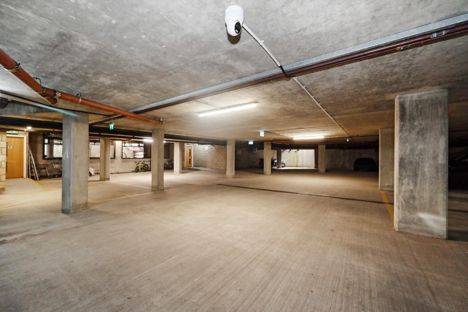 Flat Manbre Road in London