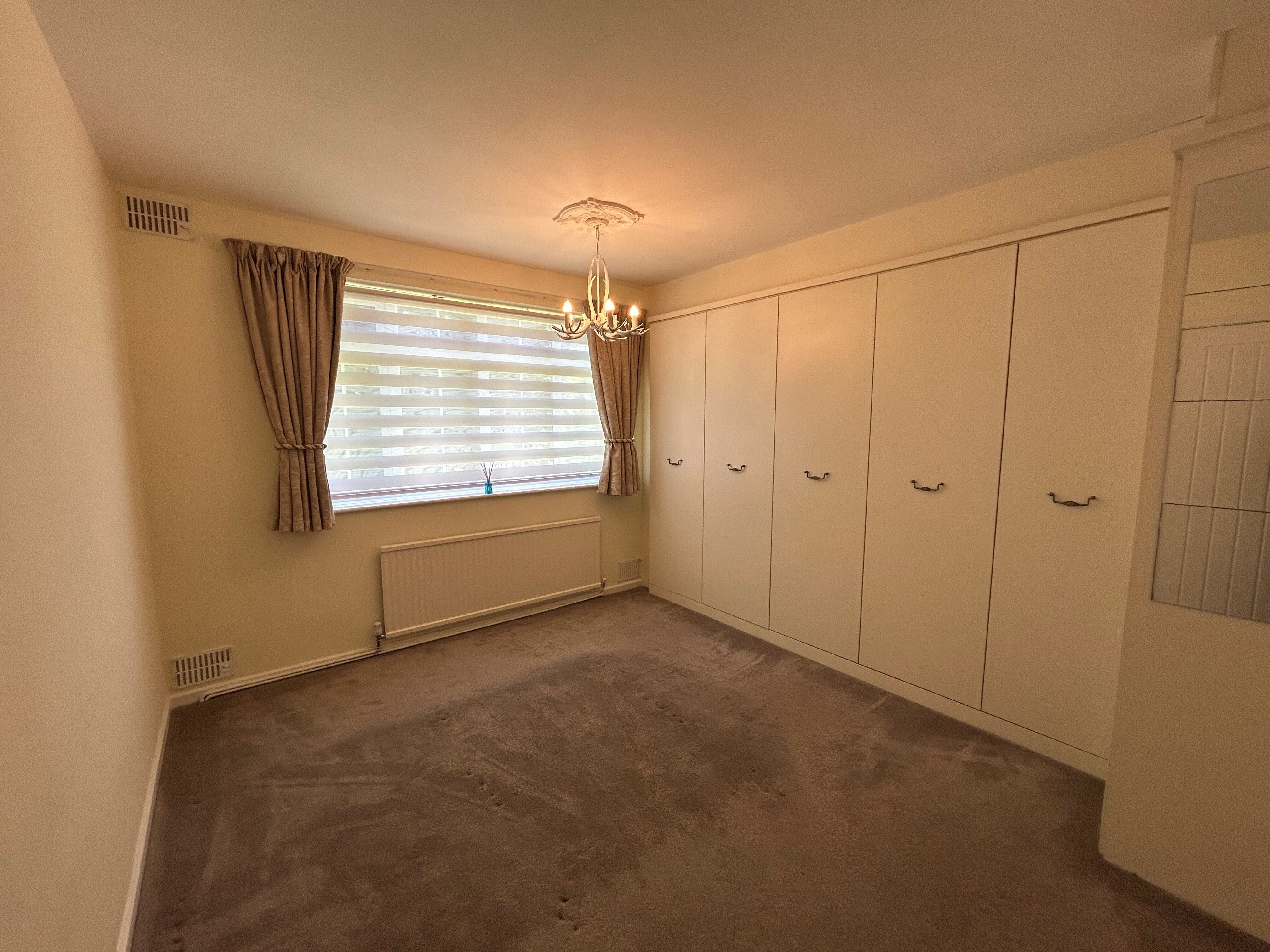 Flat Irlam Road in Trafford