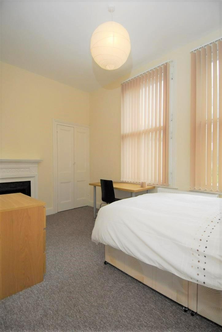 Room Ebrington Street in Plymouth