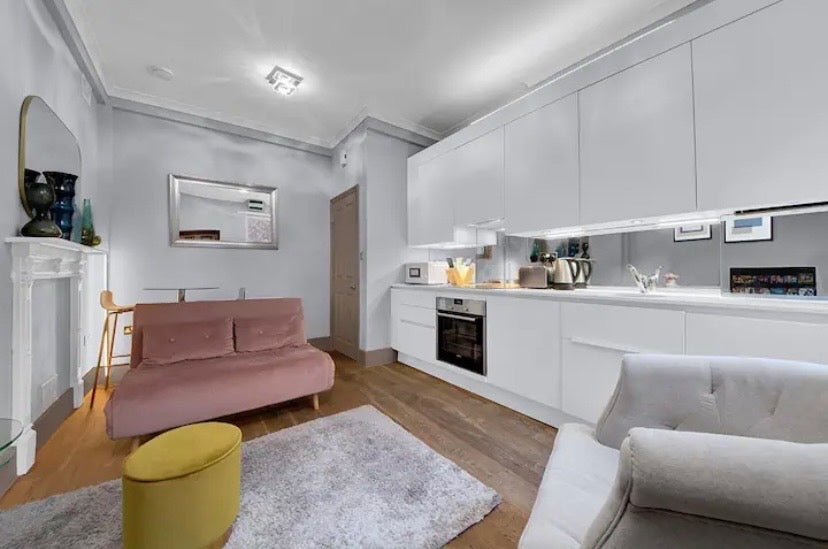 Flat Fairhazel Gardens in Greater London