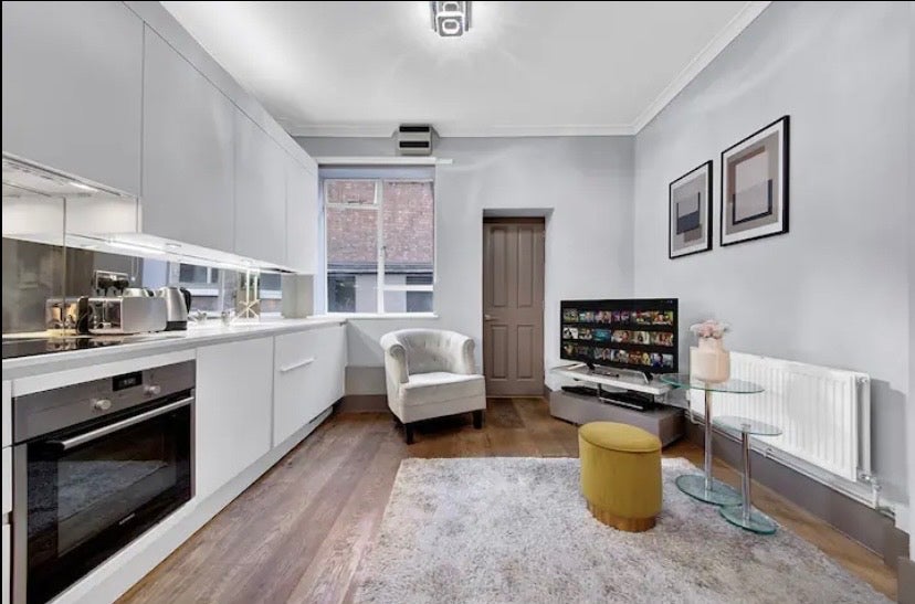 Flat Fairhazel Gardens in Greater London
