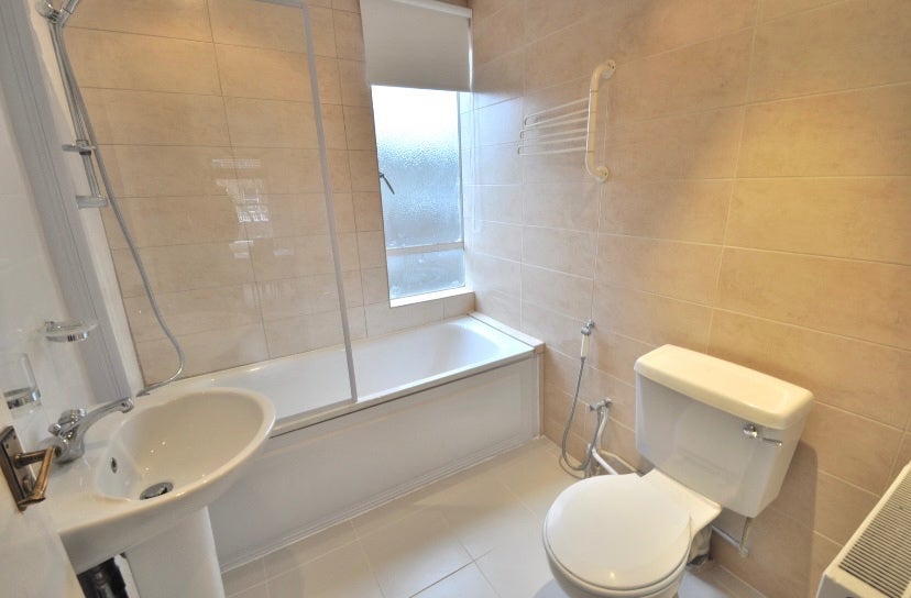 Flat Fairhazel Gardens in Greater London