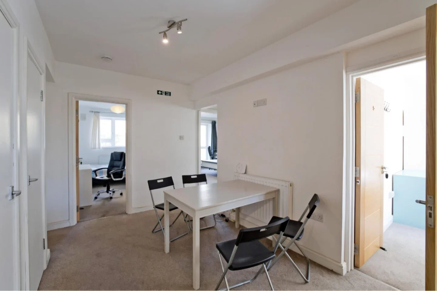 Flat Stanhope Street in Greater London