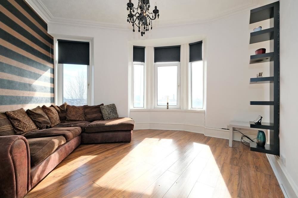 Flat Holburn Street in Aberdeen