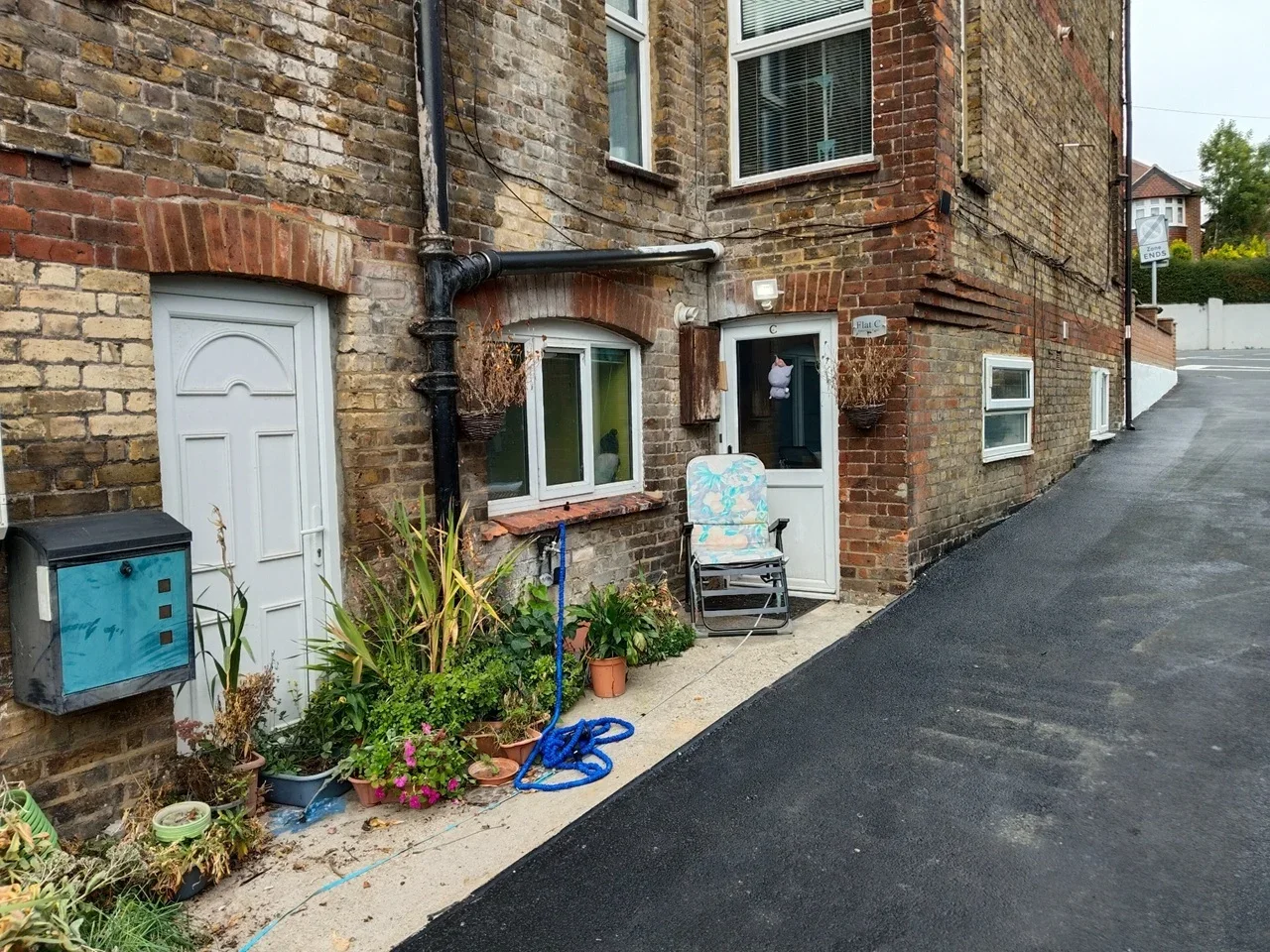 Flat Totteridge Road in High Wycombe
