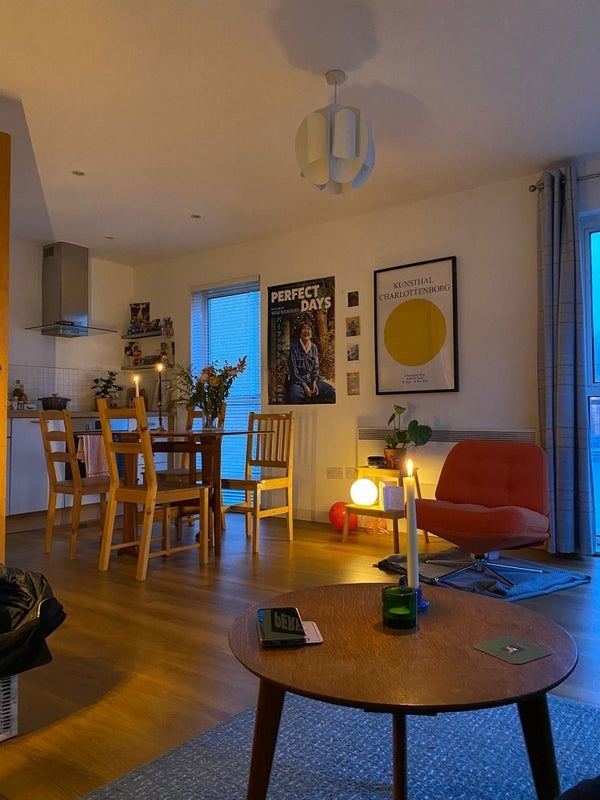 Flat Highwood Close in Greater London