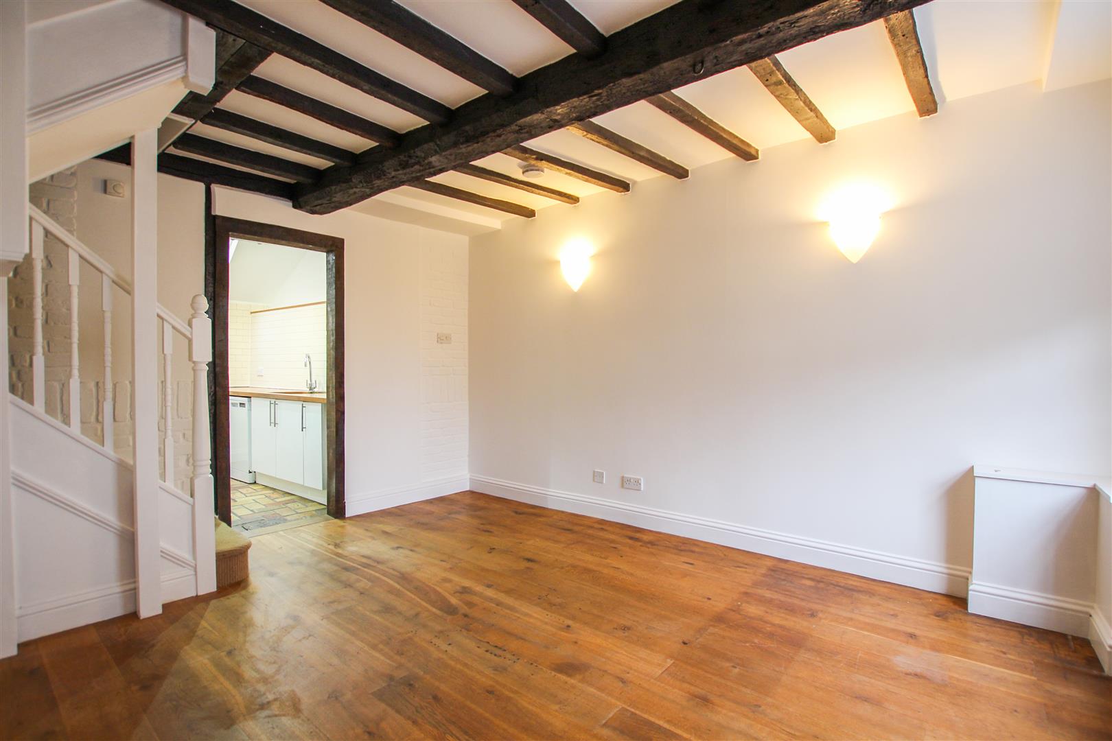 Flat Castle Street in Uttlesford