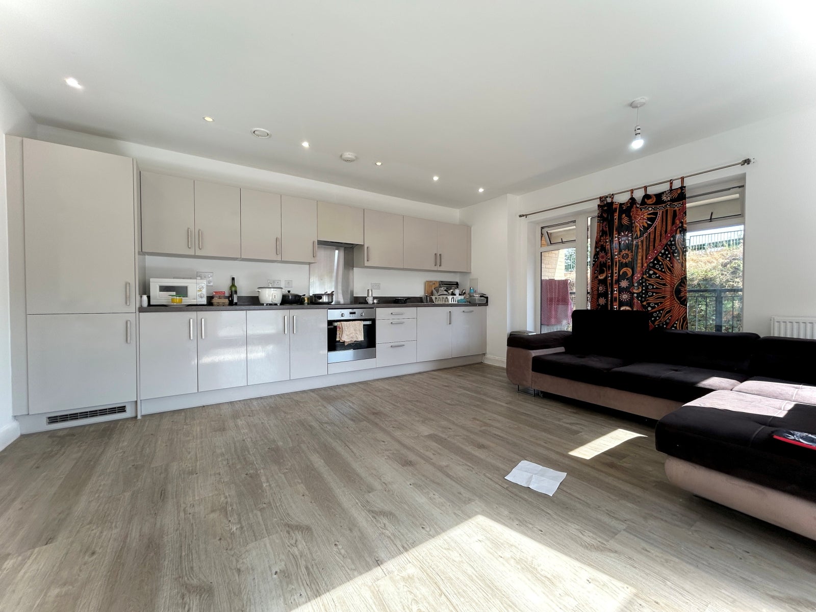 Flat London Road in Greater London