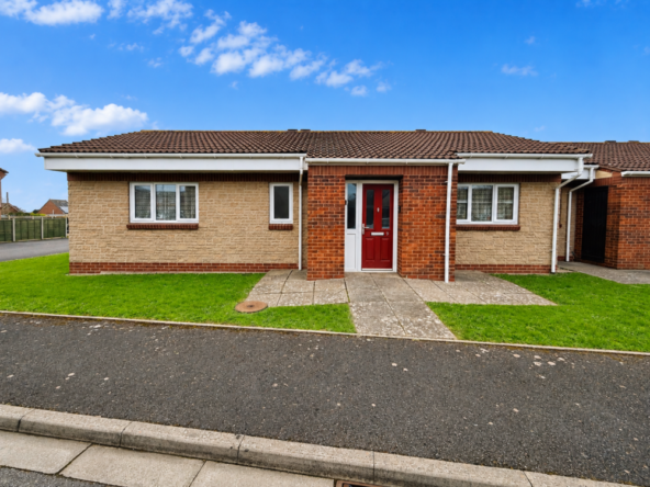House Pilgrims Way in Pawlett