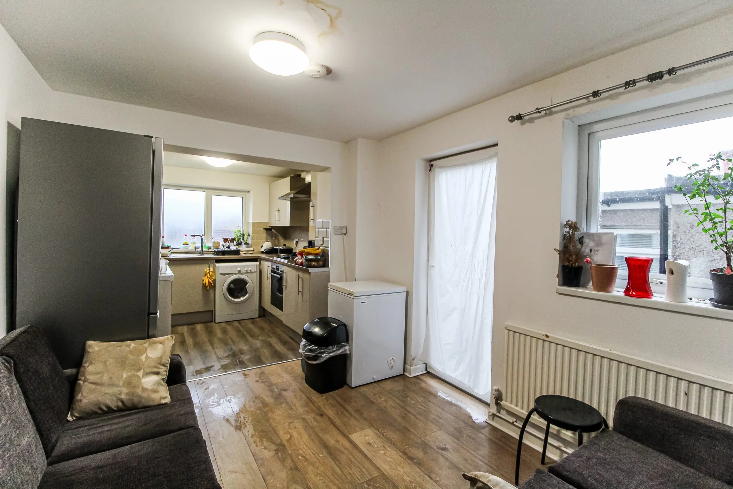 House Kingsland Terrace in Pontypridd