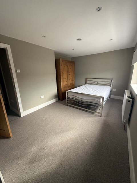 Room Blenheim Drive in Bristol