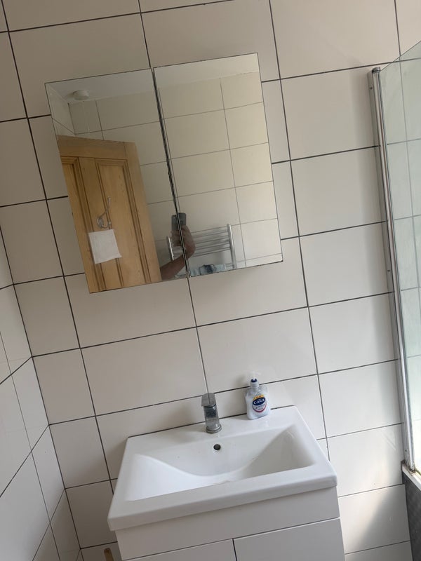 Room Earlham Grove in Greater London