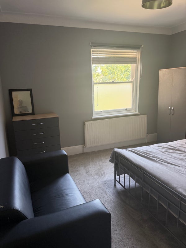 Room Earlham Grove in Greater London
