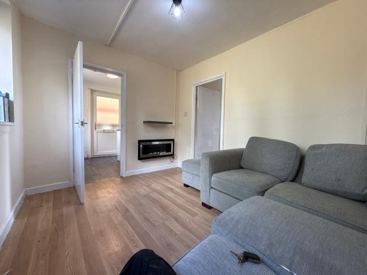 Flat Lenthall Road in Oxford