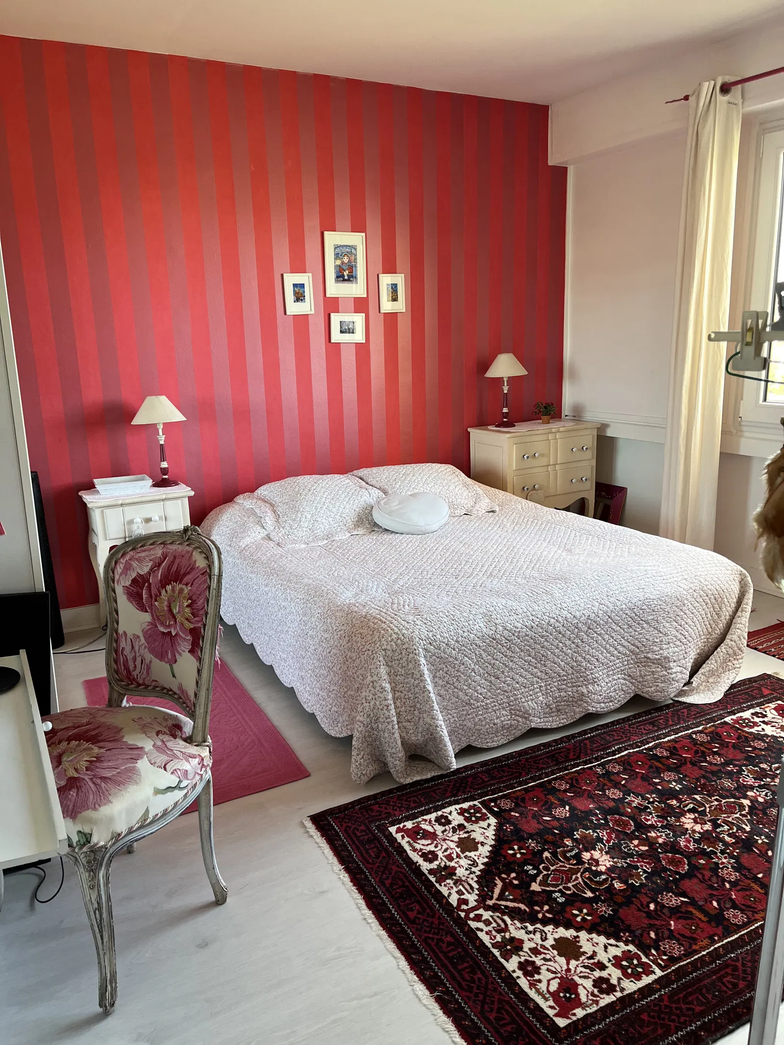 Room Parc de Chalin in Écully