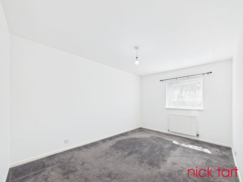 Flat Beaconsfield in Dawley