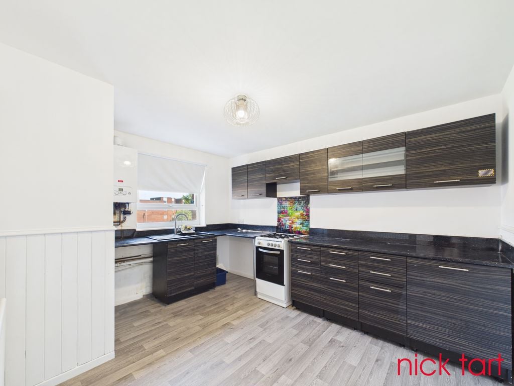 Flat Beaconsfield in Dawley