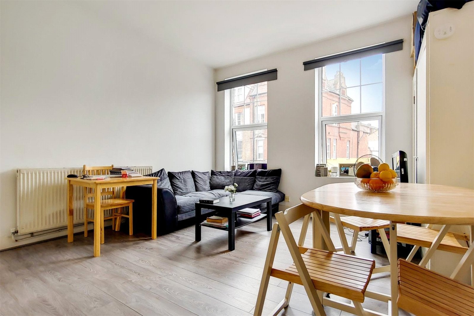 Flat Gleneldon Mews in Greater London