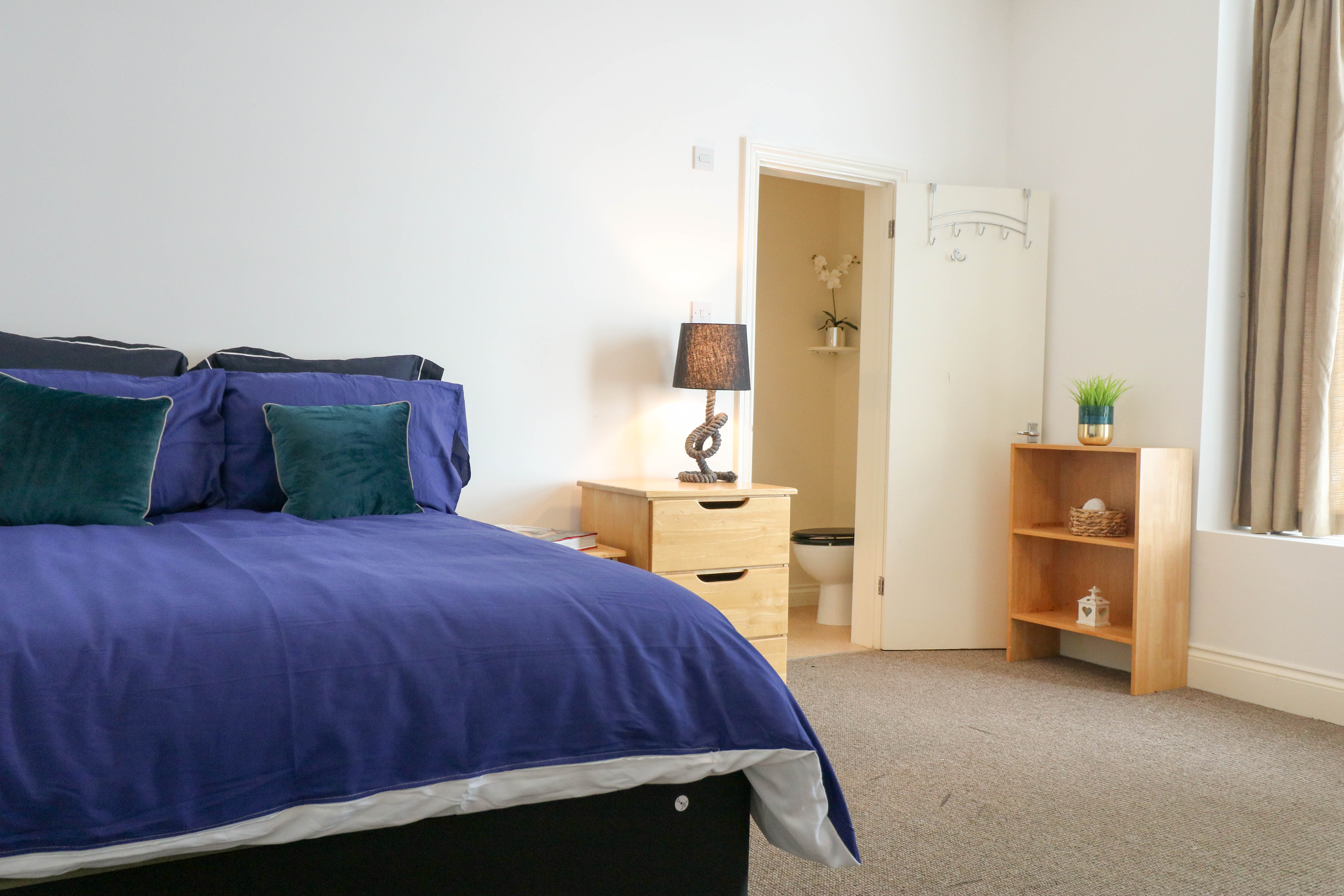 Flat Lipson Road in Plymouth