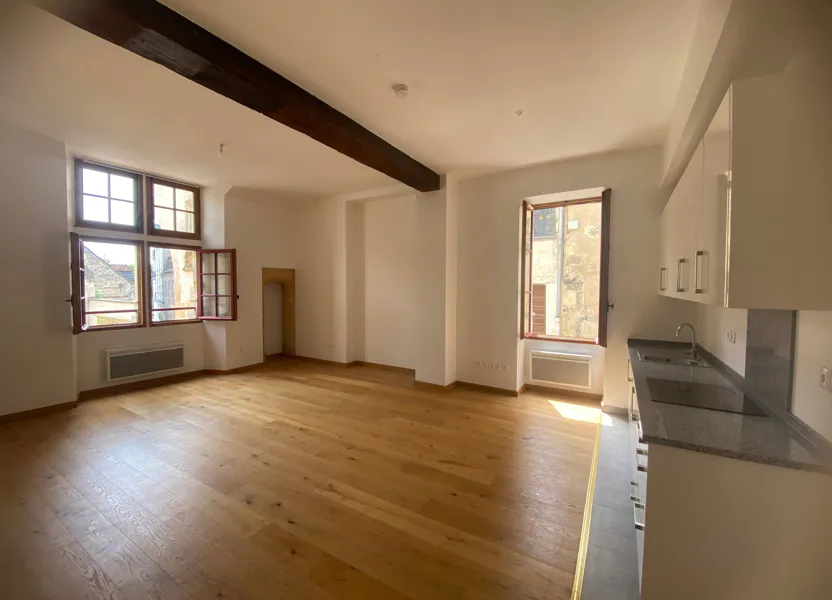 Appartement Rue du Champ de Foire à Nevers