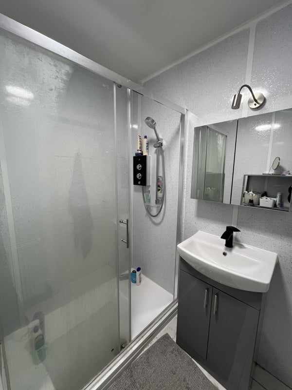 Room Clerk Street in City of Edinburgh