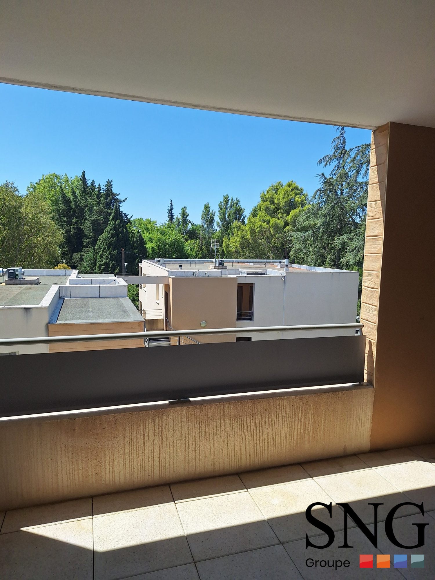 Appartement Avenue de la Pinède à Avignon