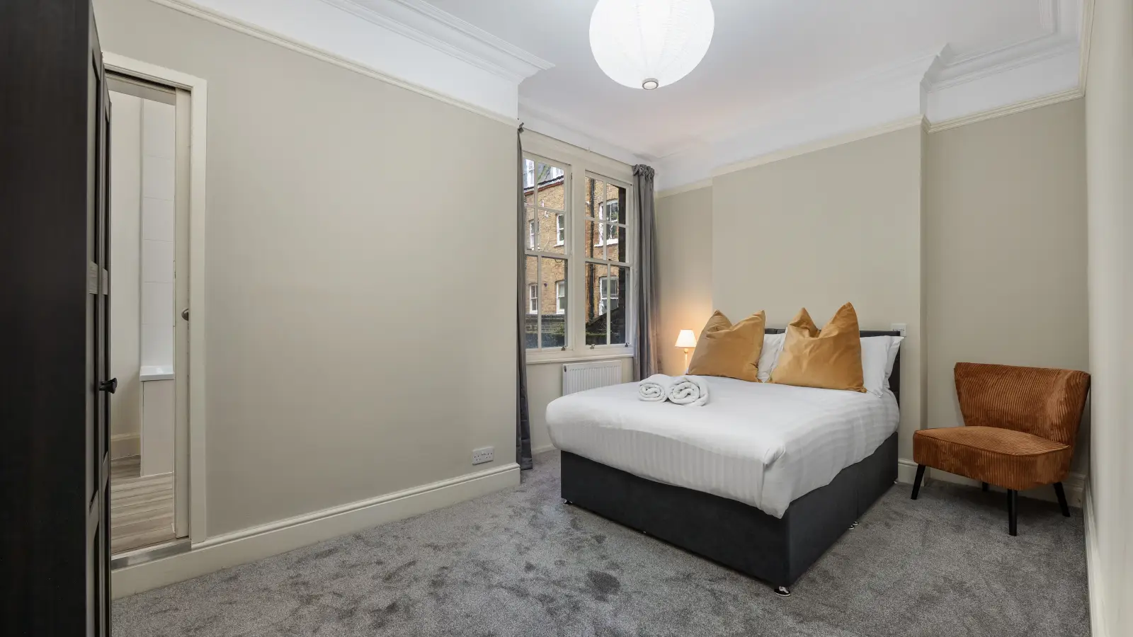Flat Gosfield Street in City of Westminster