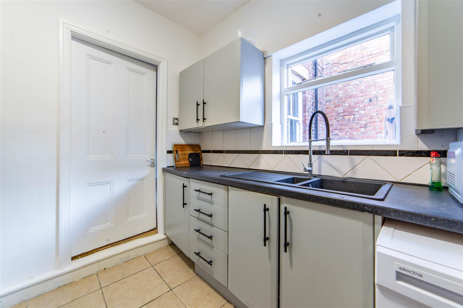 Flat Tavistock Road in Newcastle upon Tyne