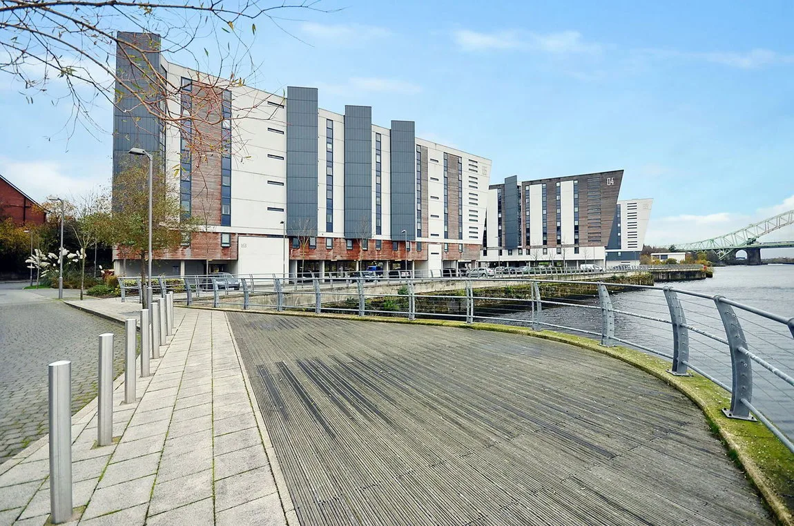 Flat The Decks in Runcorn