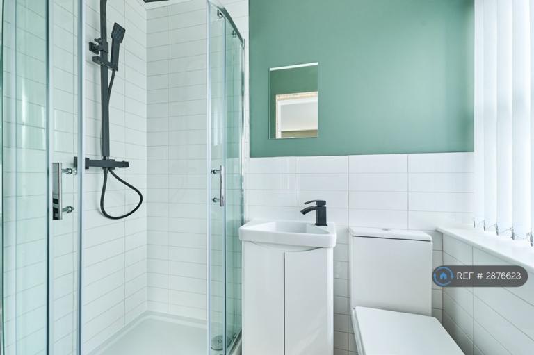 Room Templar Terrace in Newcastle-under-Lyme