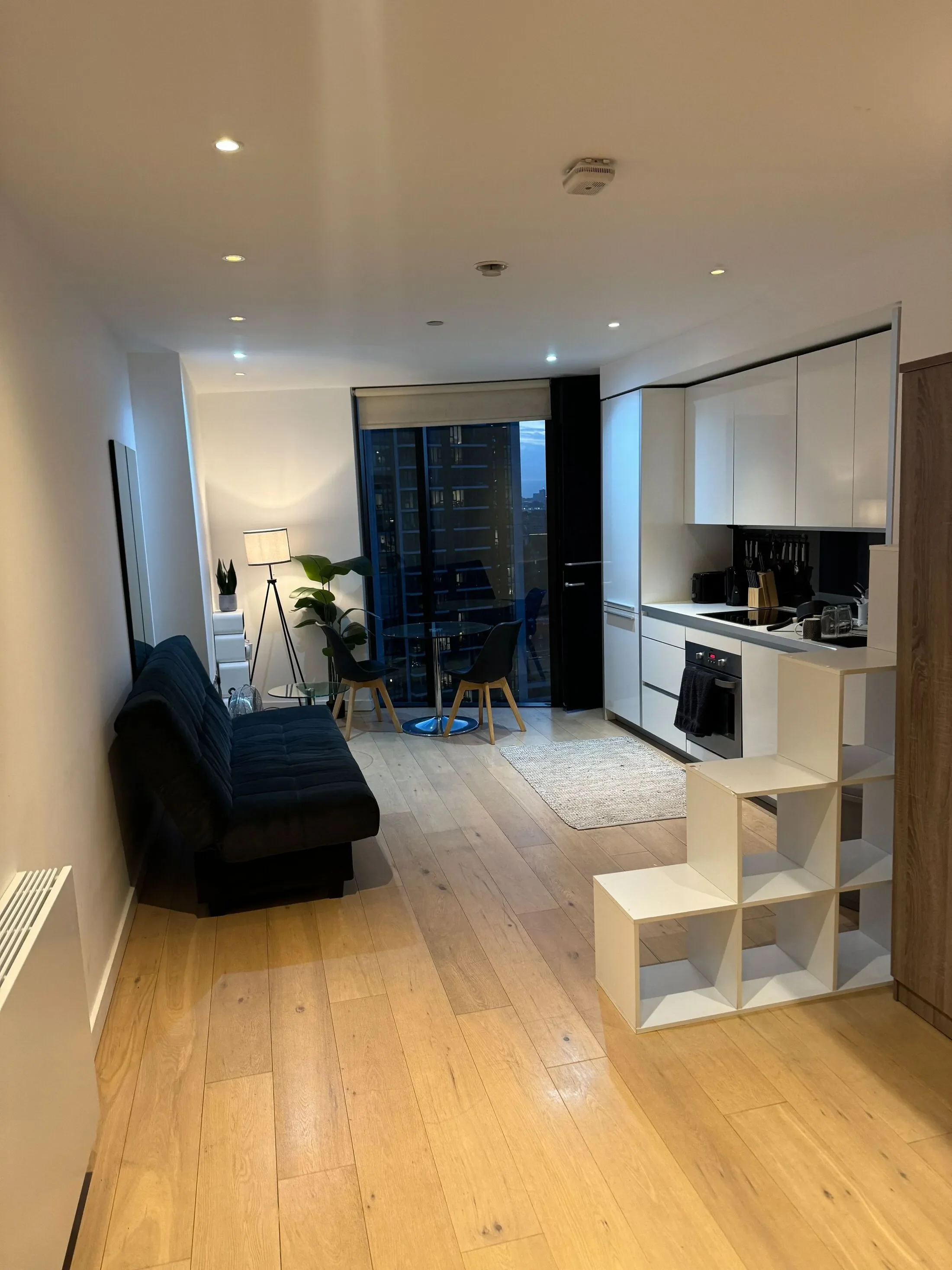 Flat Wollaston Close in Greater London