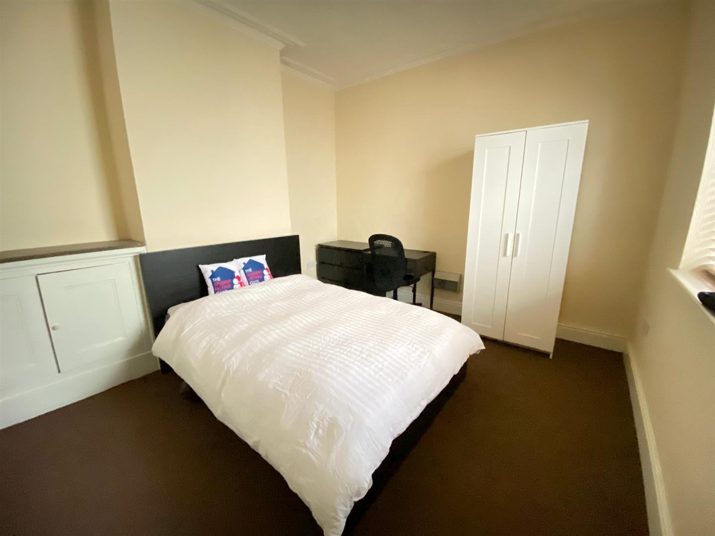 Flat Uttoxeter New Road in Derby