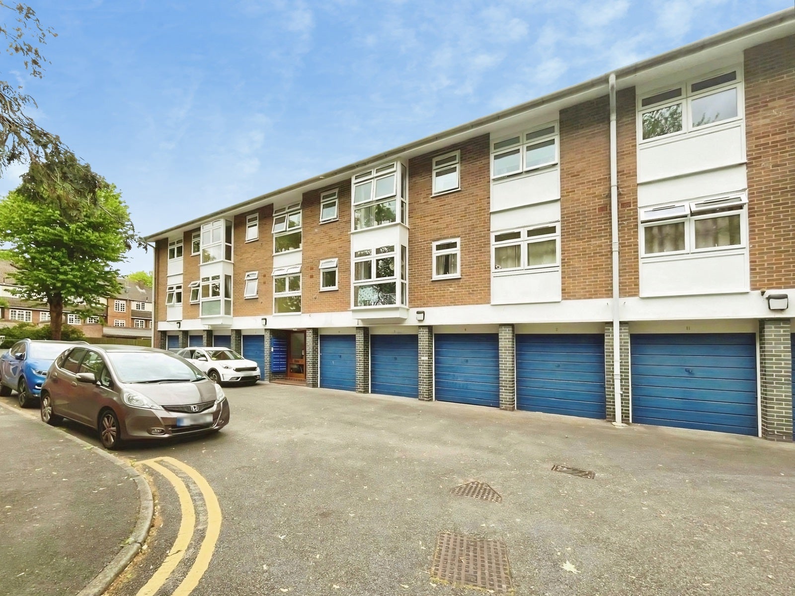 Flat Harriers Close in Greater London
