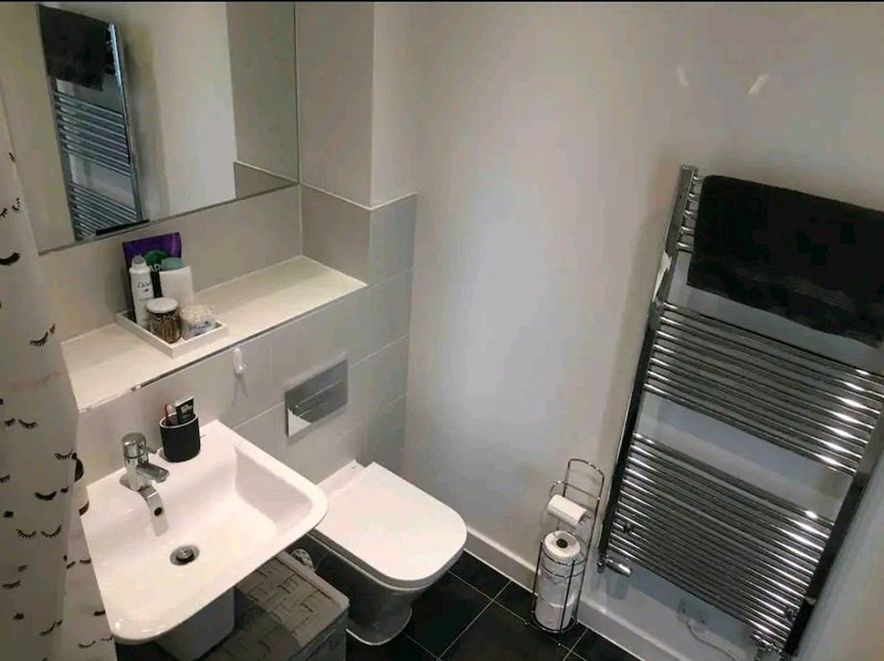 Room The Vale in Greater London