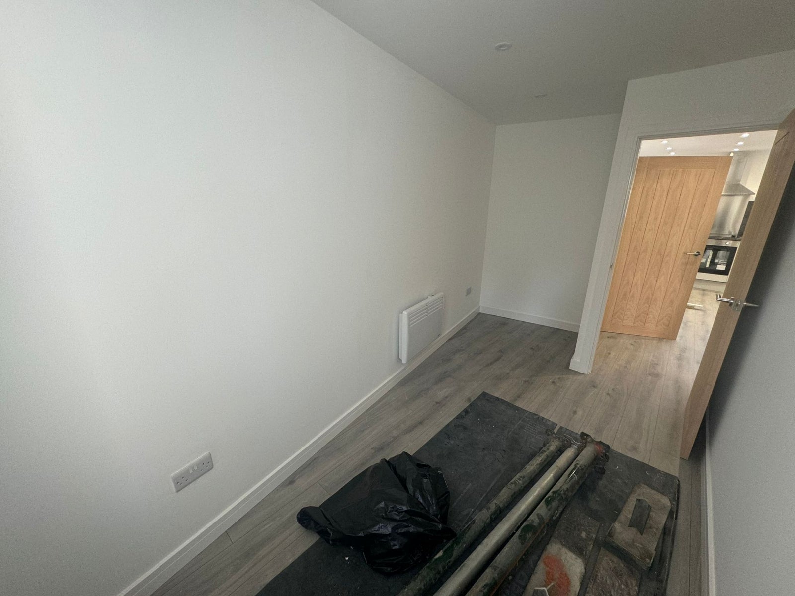 Flat Worsley Road in Salford