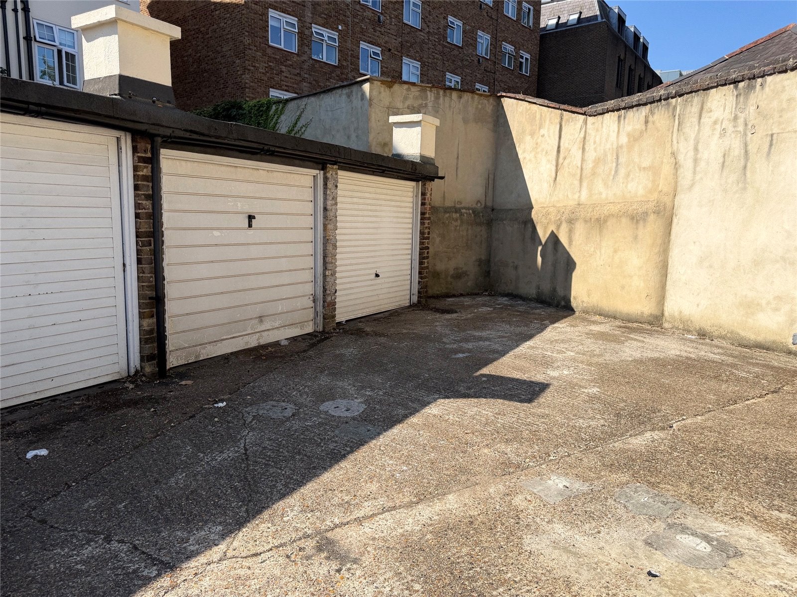 Flat Ashley Road in Greater London