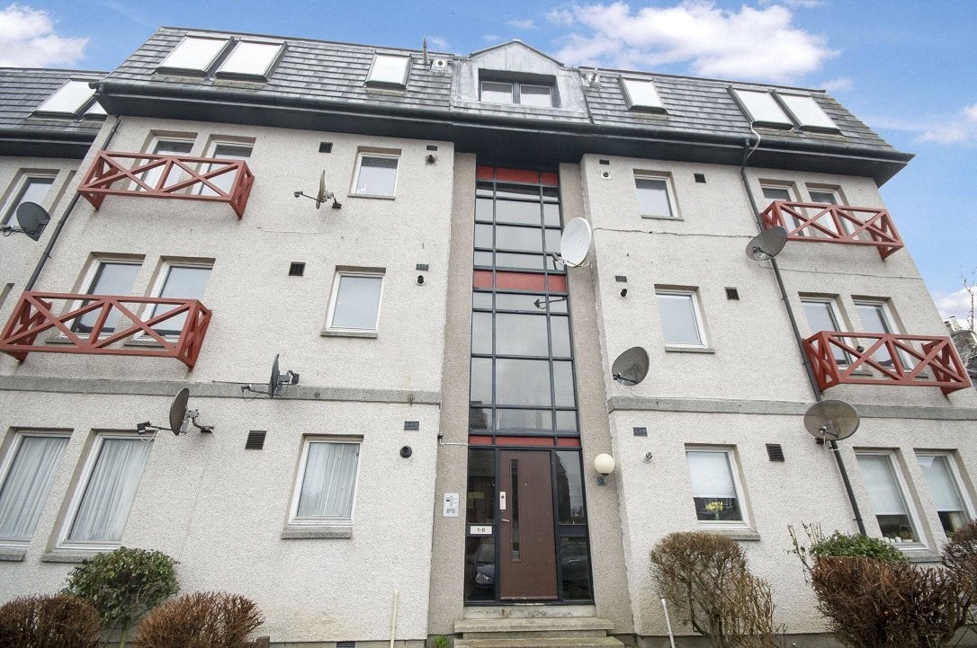 Flat Gairn Mews in Aberdeen City