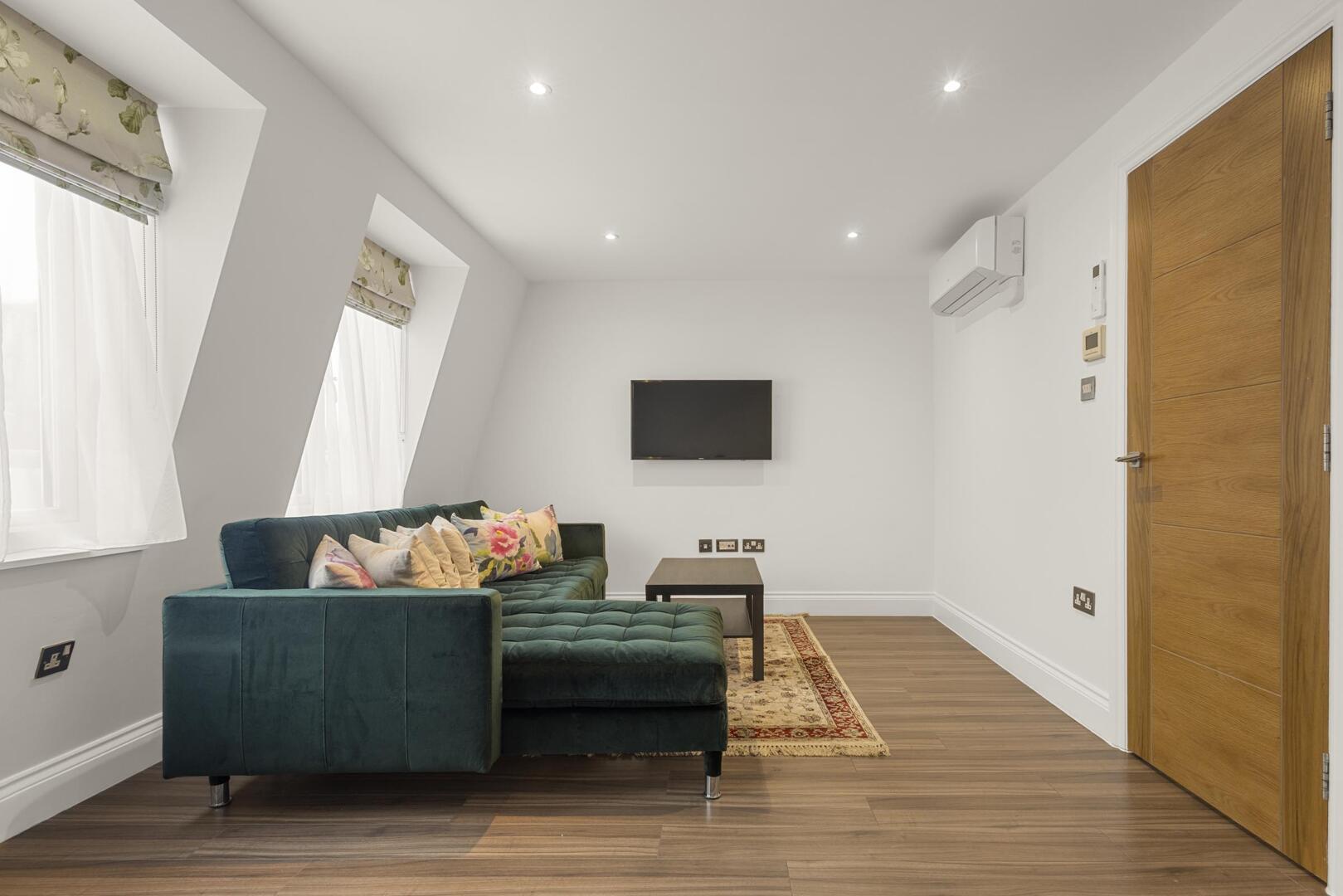 Flat Collingham Place in Greater London