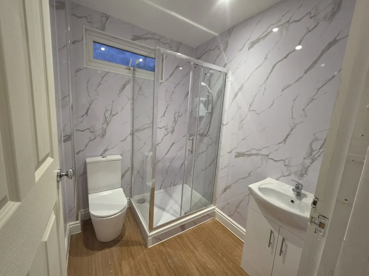 Flat Courtlands Close in Watford