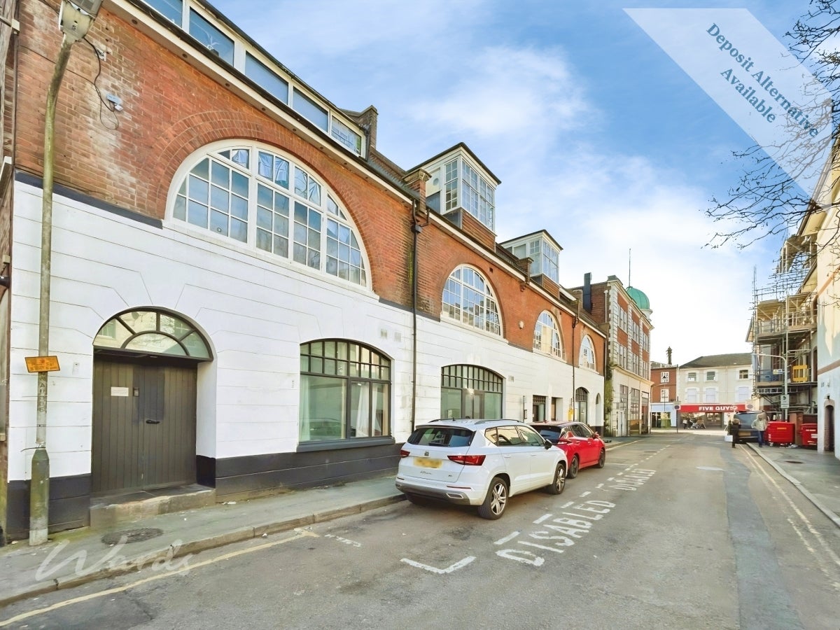 Flat Newton Road in Tunbridge Wells
