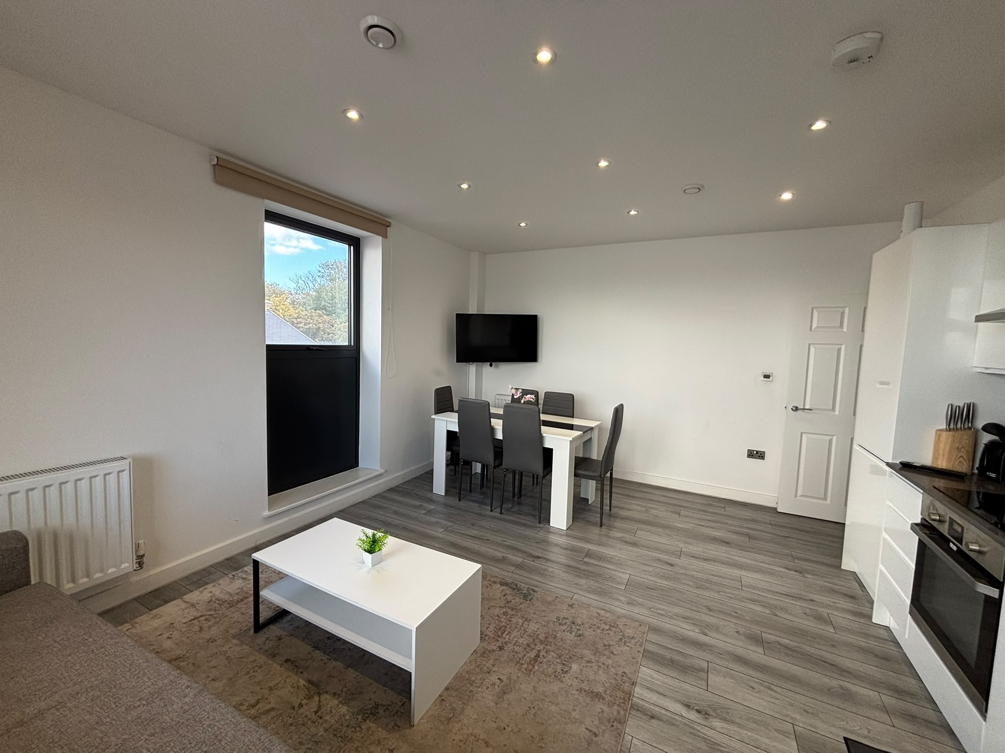 Flat Woolwich Road in Greater London
