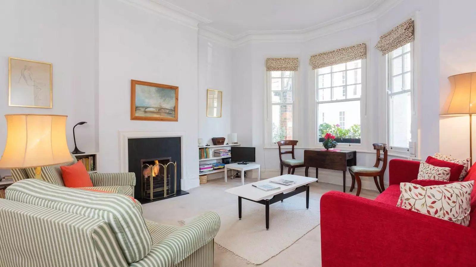 Flat Chelsea Embankment in Greater London