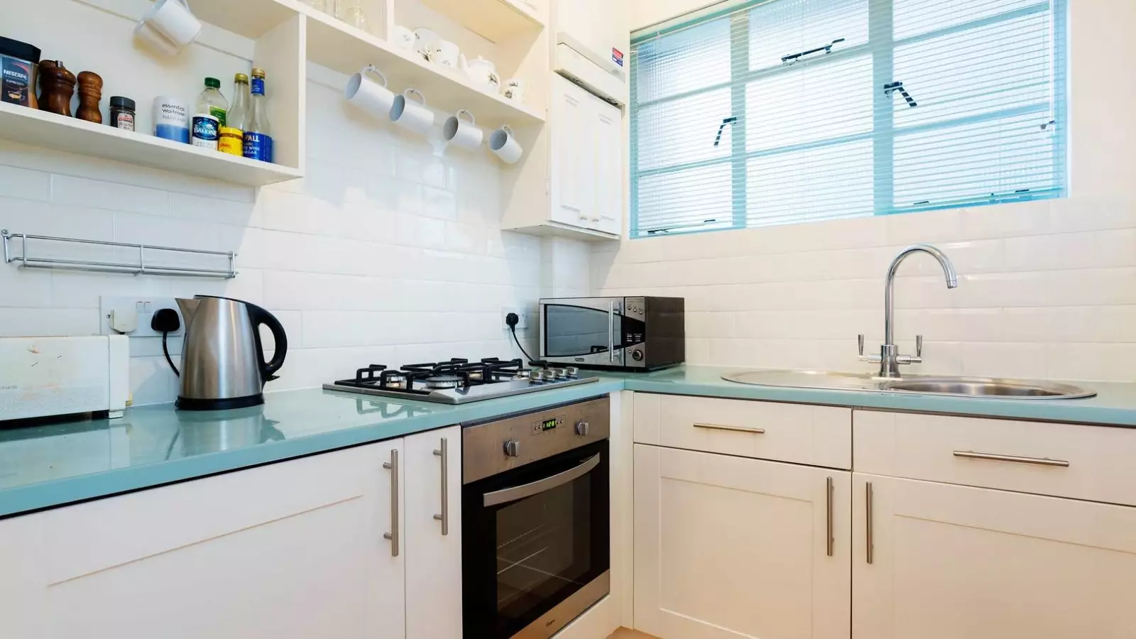 Flat Chelsea Embankment in Greater London