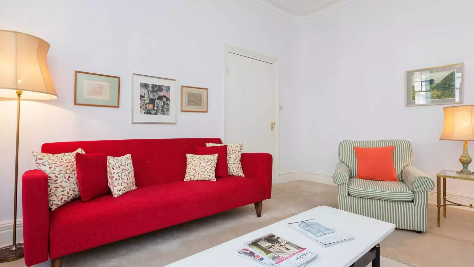 Flat Chelsea Embankment in Greater London