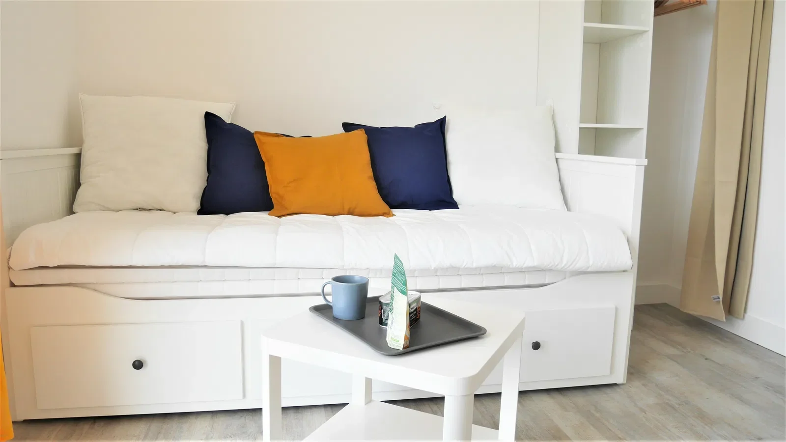 Room Rue Camelinat in Mantes-la-Ville