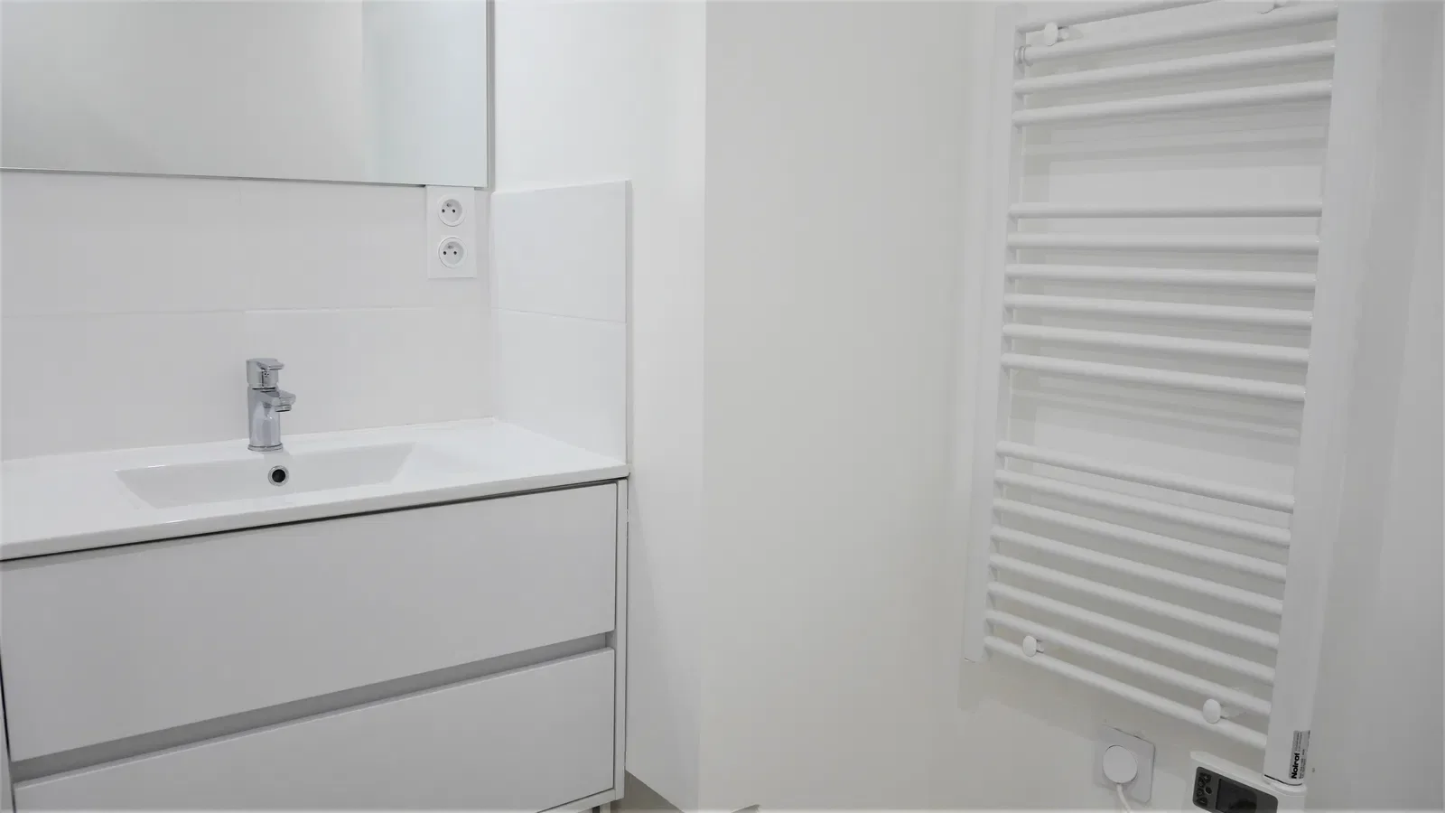 Room Rue Camelinat in Mantes-la-Ville