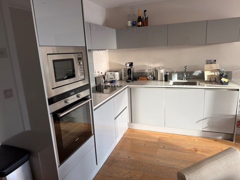 Room Bedford Road in Greater London