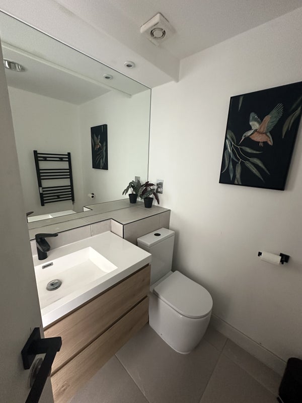 Room Basin Approach in Greater London